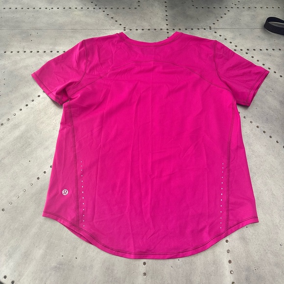 Lululemon Top - Picture 2 of 2